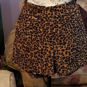 *NEW* Leopard print shorts
